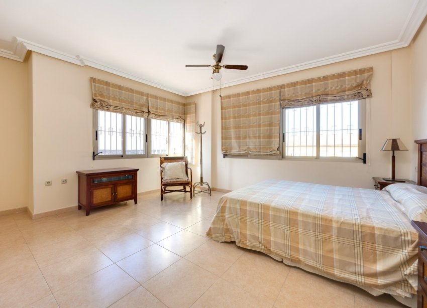 Reventa - Villa / Casa - Benejuzar