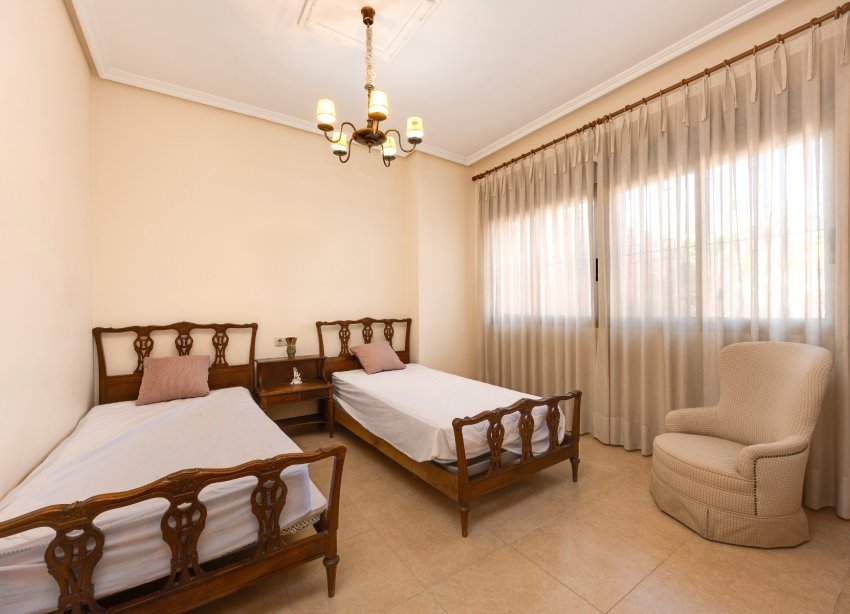 Reventa - Villa / Casa - Benejuzar