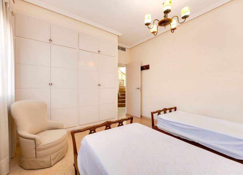 Reventa - Villa / Casa - Benejuzar