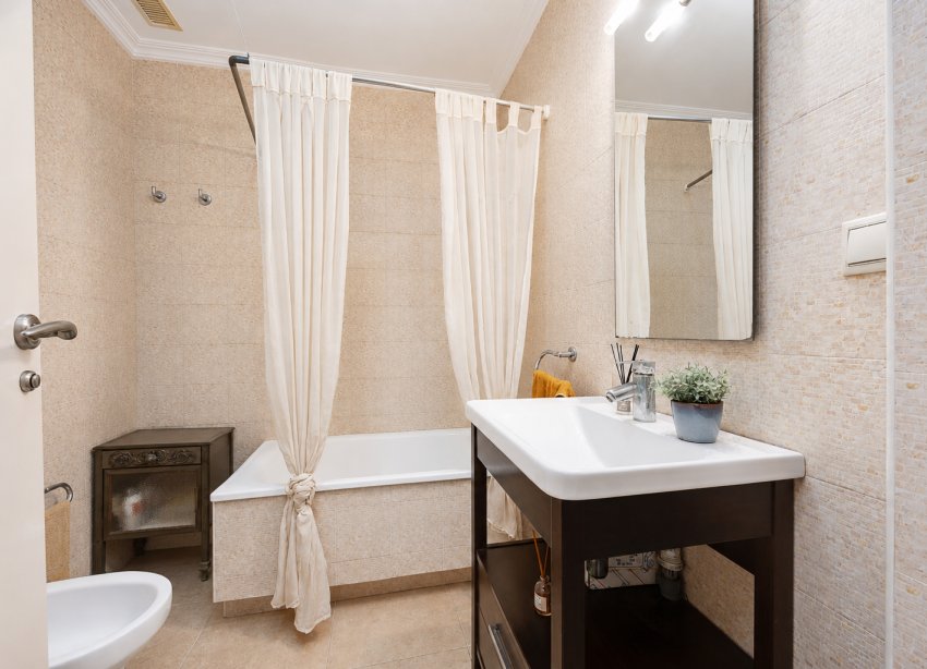 Reventa - Villa / Casa - Benejuzar