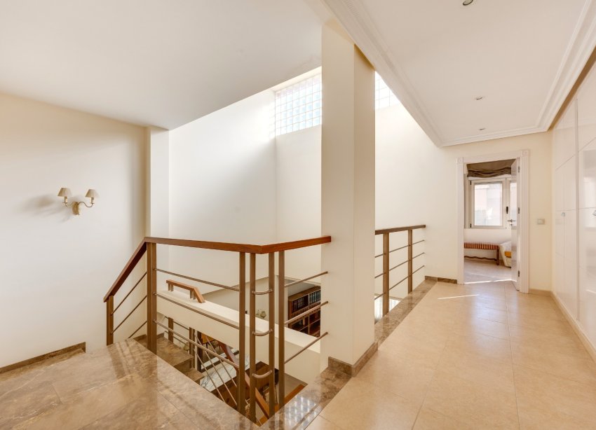 Reventa - Villa / Casa - Benejuzar