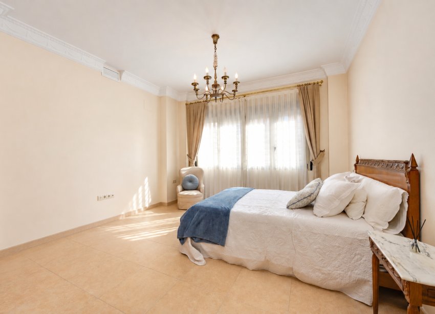 Reventa - Villa / Casa - Benejuzar