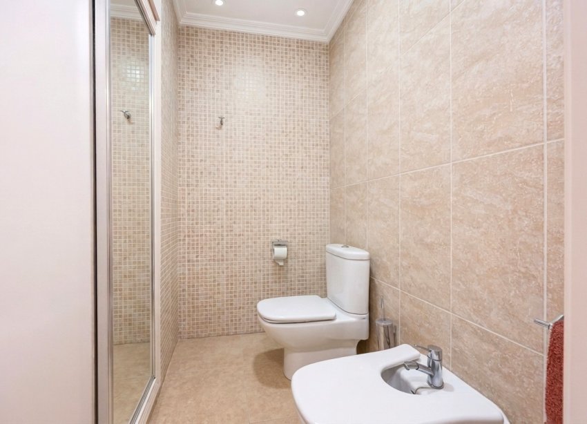 Reventa - Villa / Casa - Benejuzar