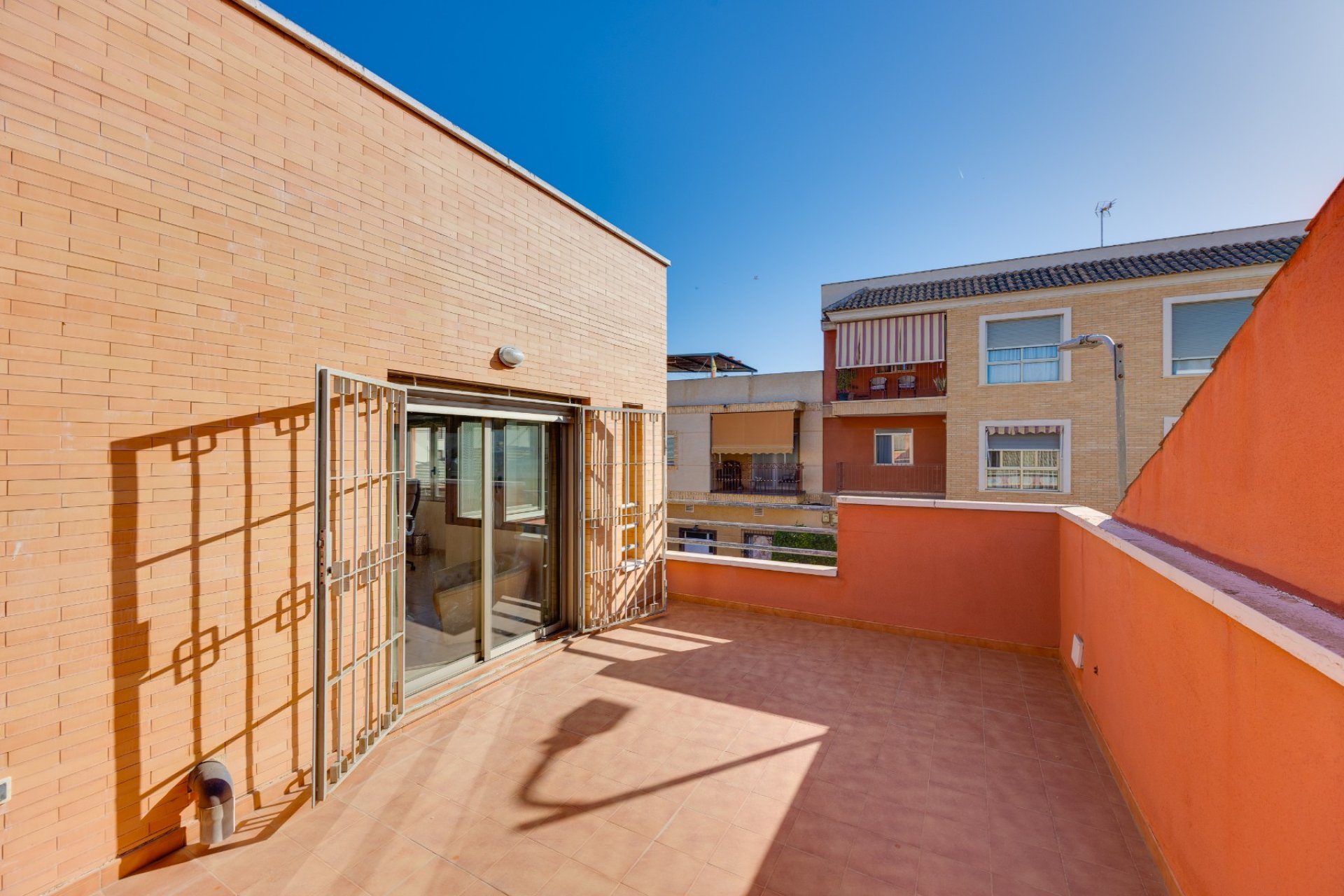 Reventa - Villa / Casa - Benejuzar