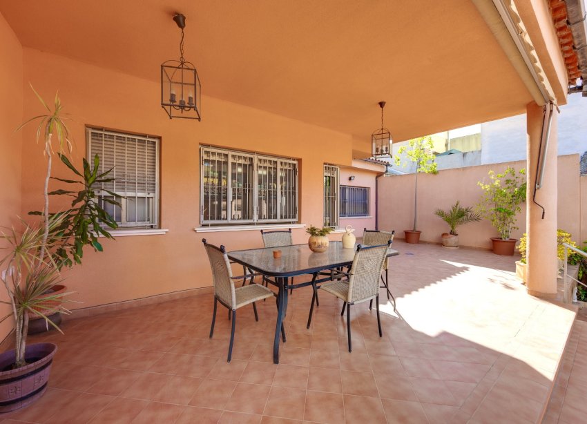 Reventa - Villa / Casa - Benejuzar