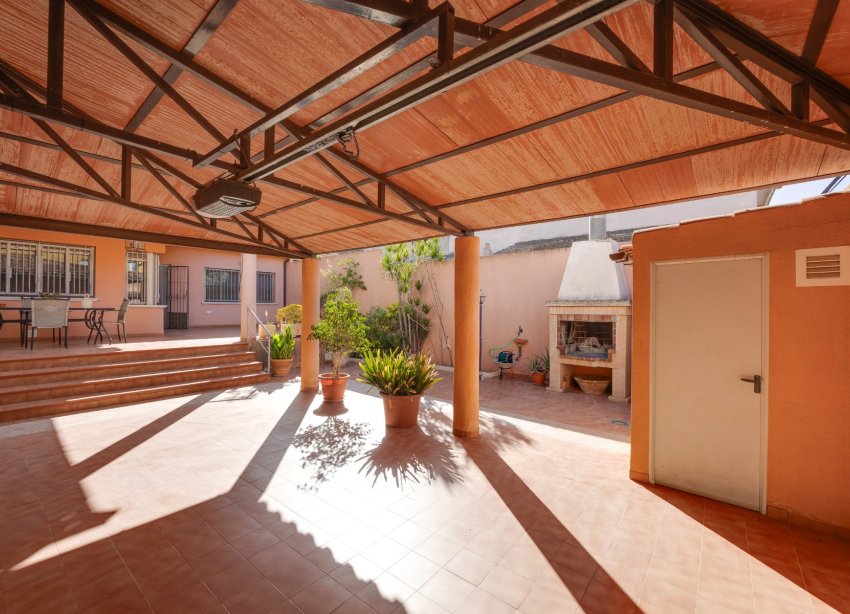 Reventa - Villa / Casa - Benejuzar