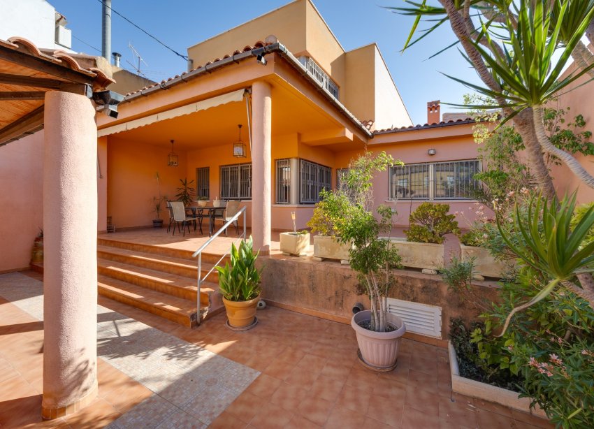 Reventa - Villa / Casa - Benejuzar