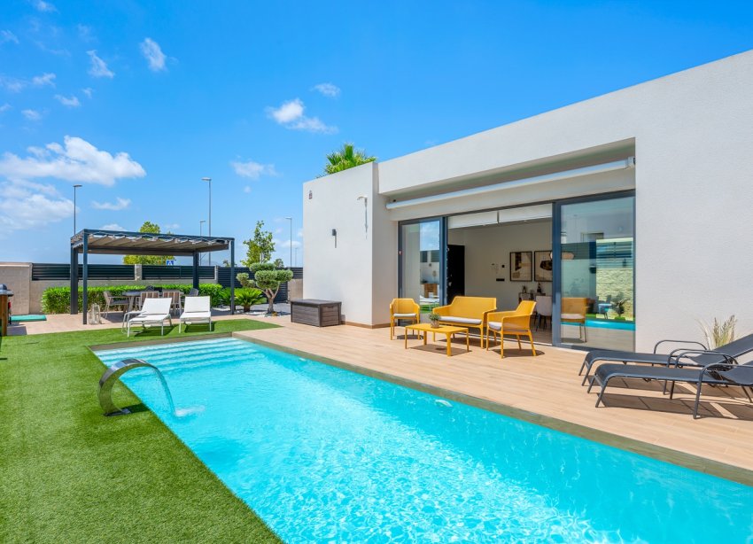 Reventa - Villa / Casa - Benijofar