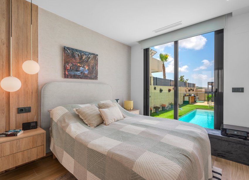 Reventa - Villa / Casa - Benijofar