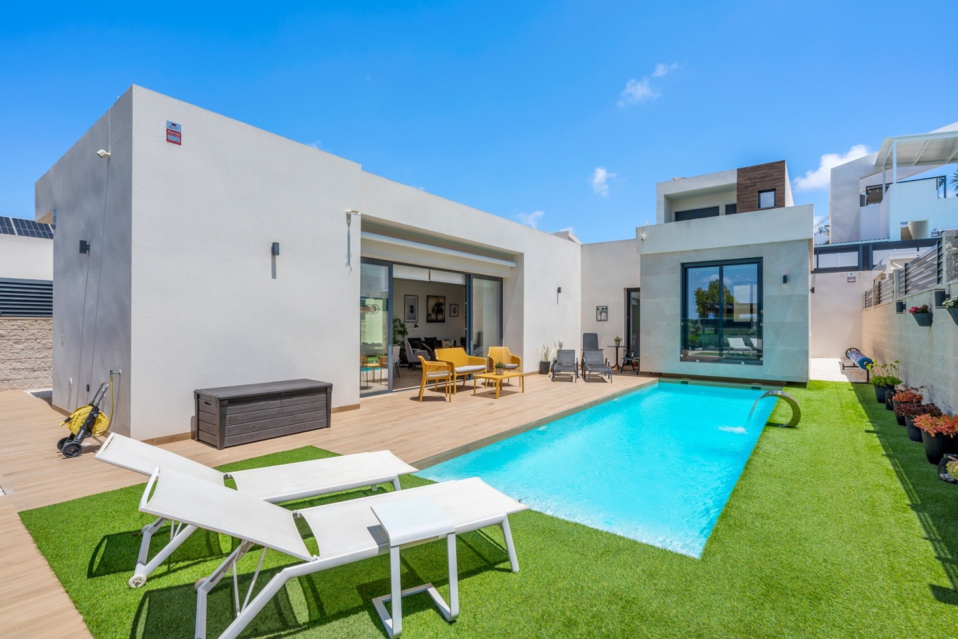Reventa - Villa / Casa - Benijofar