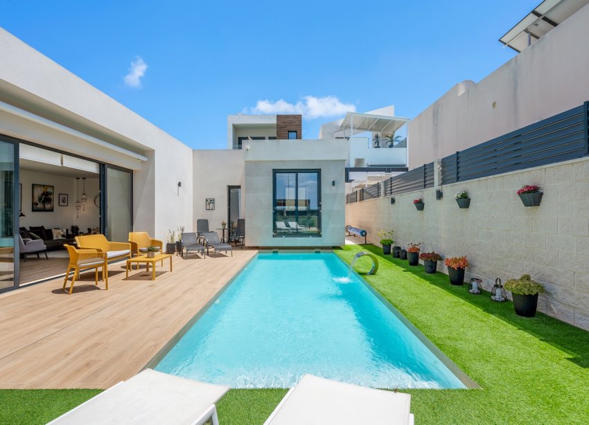 Reventa - Villa / Casa - Benijofar