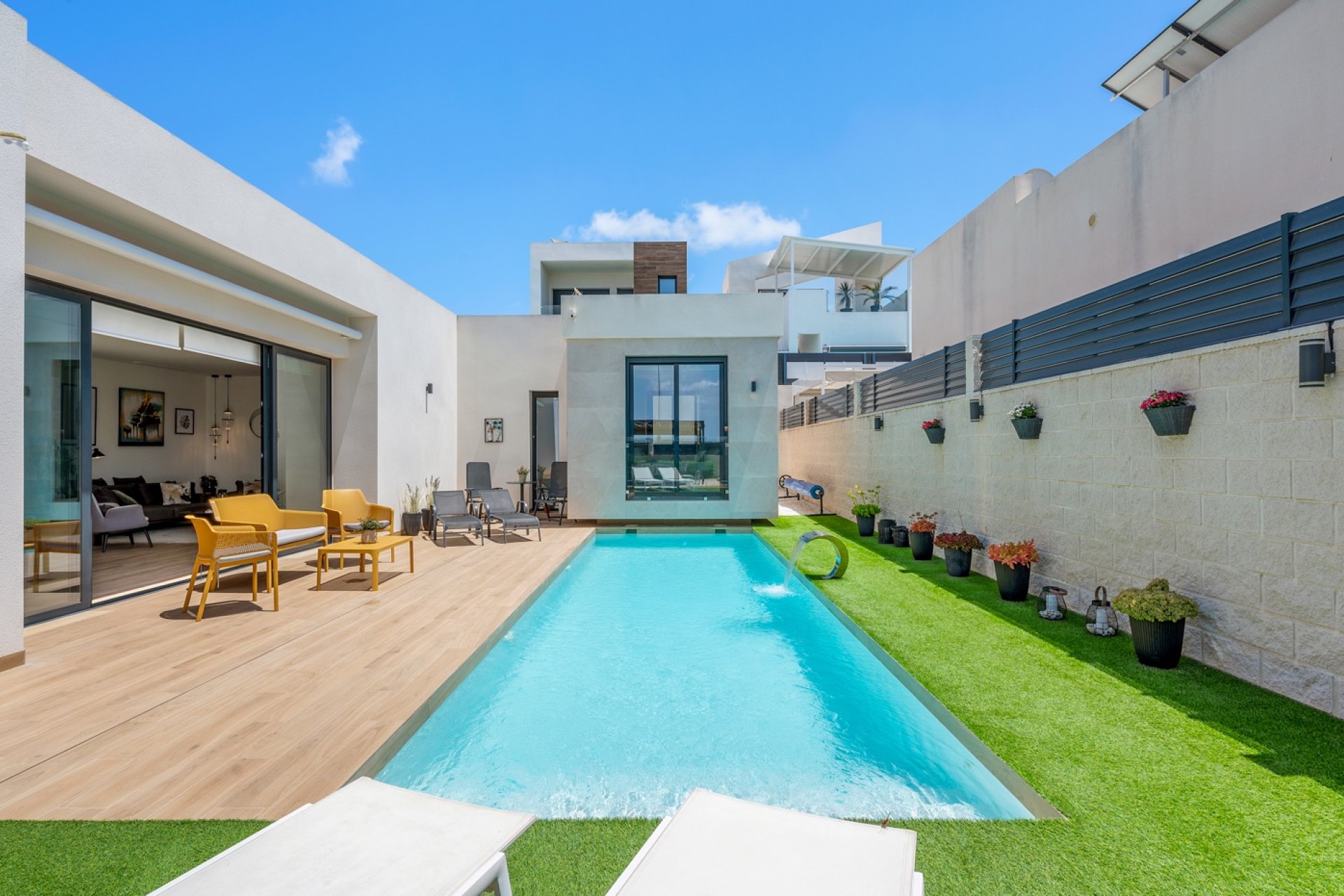 Reventa - Villa / Casa - Benijofar