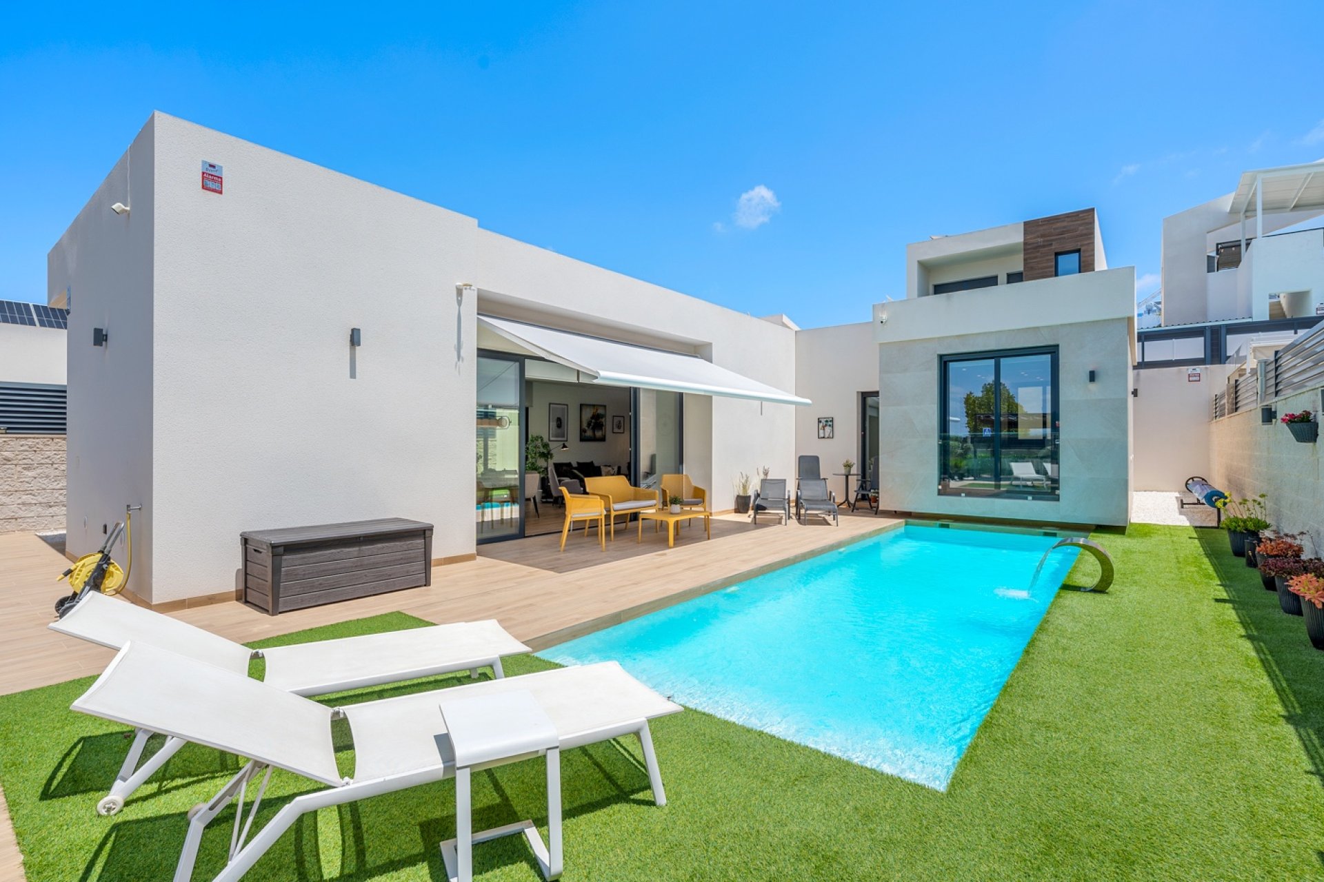 Reventa - Villa / Casa - Benijofar