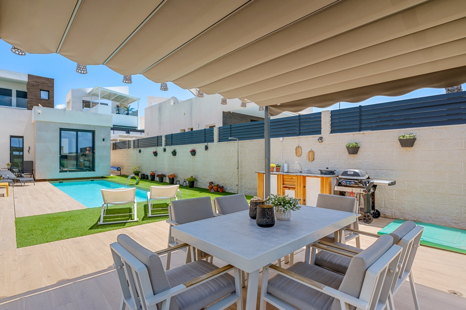 Reventa - Villa / Casa - Benijofar