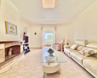 Reventa - Villa / Casa - Ciudad Quesada - Centro de la Ciudad Quesada