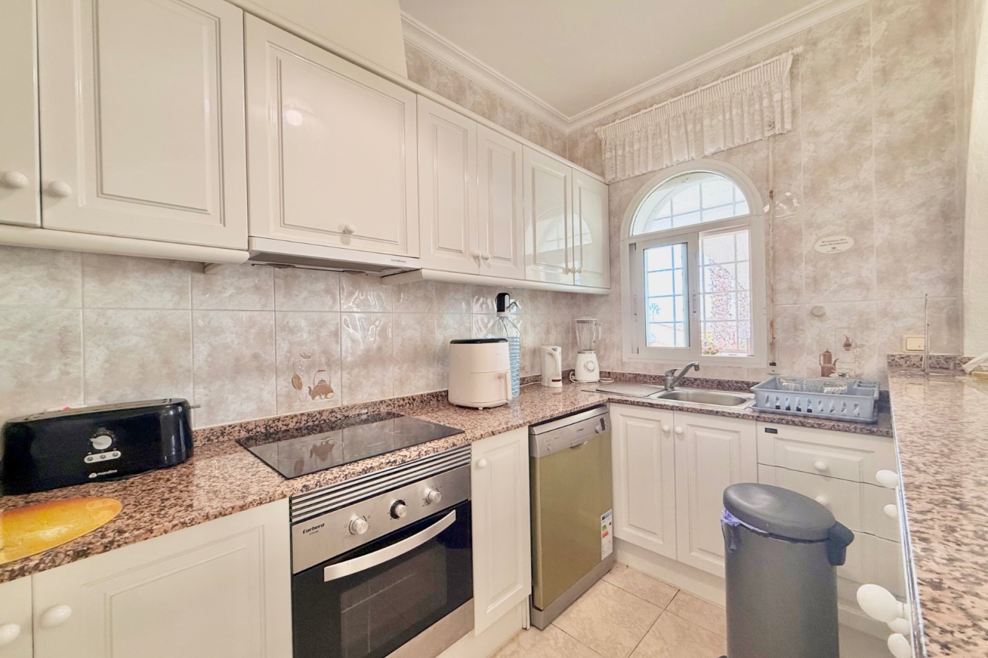 Reventa - Villa / Casa - Ciudad Quesada - Centro de la Ciudad Quesada