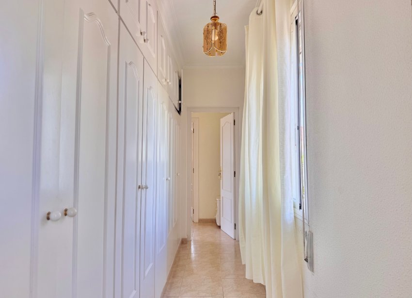 Reventa - Villa / Casa - Ciudad Quesada - Centro de la Ciudad Quesada
