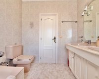 Reventa - Villa / Casa - Ciudad Quesada - Centro de la Ciudad Quesada