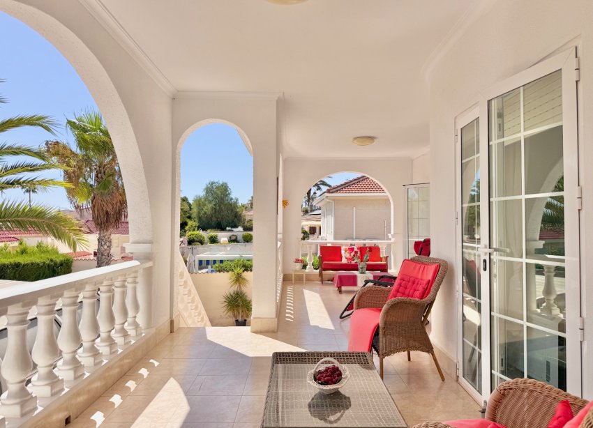 Reventa - Villa / Casa - Ciudad Quesada - Centro de la Ciudad Quesada