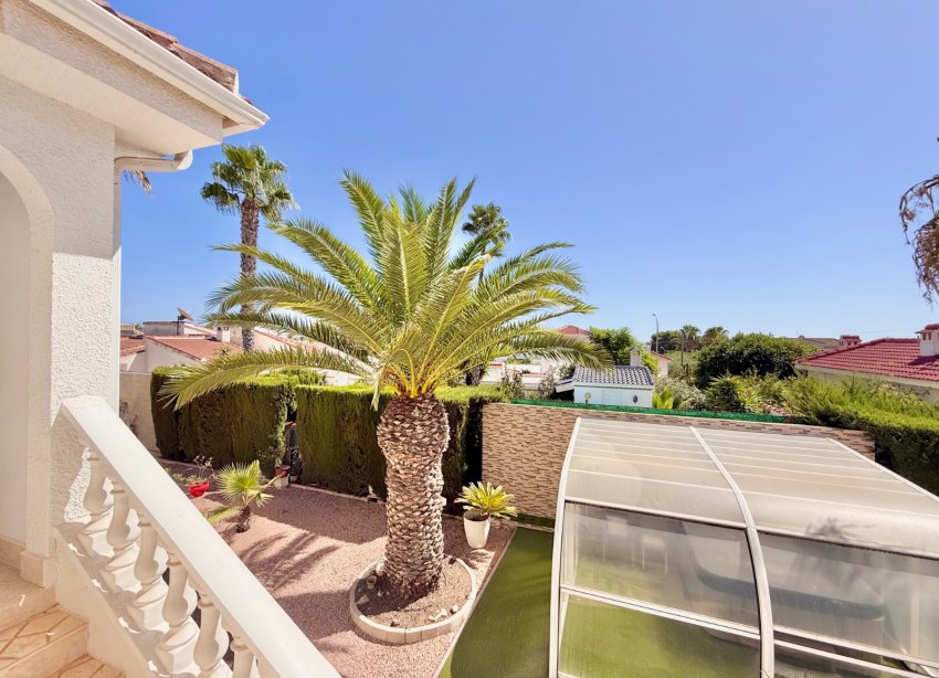 Reventa - Villa / Casa - Ciudad Quesada - Centro de la Ciudad Quesada