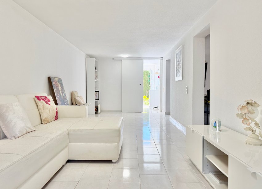 Reventa - Villa / Casa - Ciudad Quesada - Centro de la Ciudad Quesada