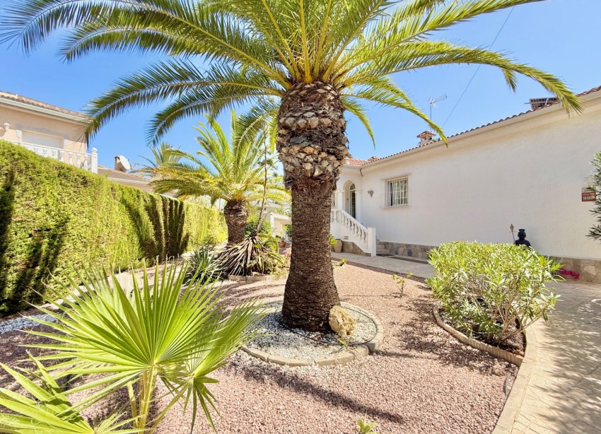 Reventa - Villa / Casa - Ciudad Quesada - Centro de la Ciudad Quesada