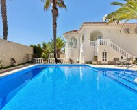 Reventa - Villa / Casa - Ciudad Quesada - Centro de la Ciudad Quesada