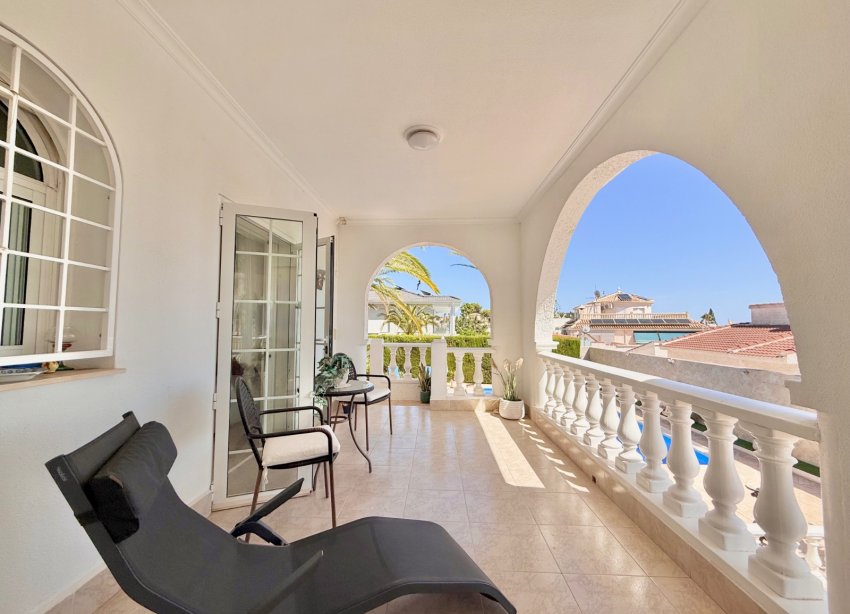 Reventa - Villa / Casa - Ciudad Quesada - Centro de la Ciudad Quesada