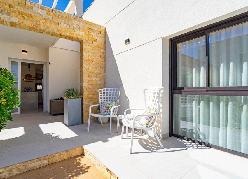 Reventa - Villa / Casa - Ciudad Quesada - Doña Pena