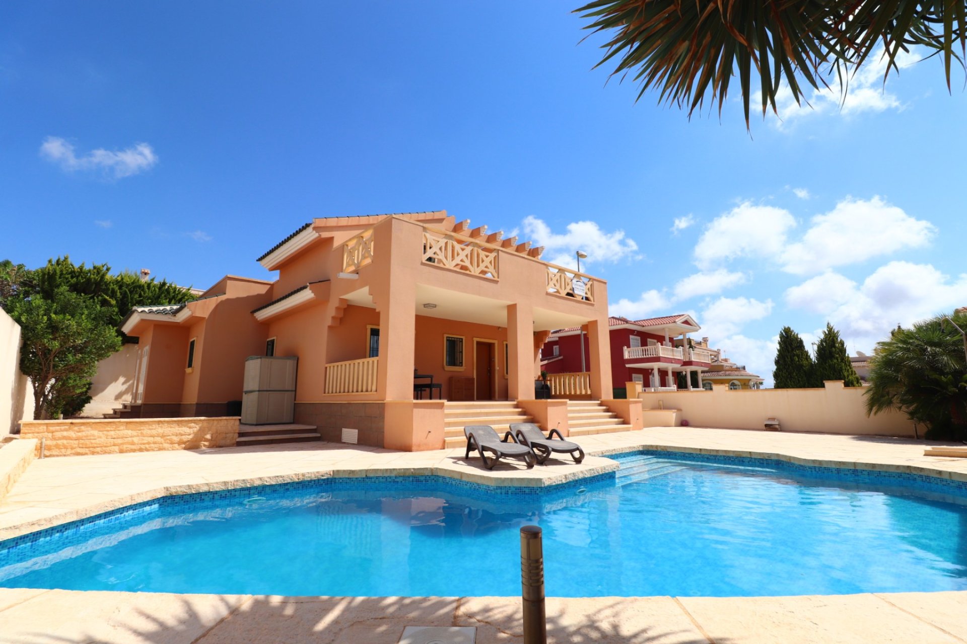 Reventa - Villa / Casa - Ciudad Quesada - La Fiesta
