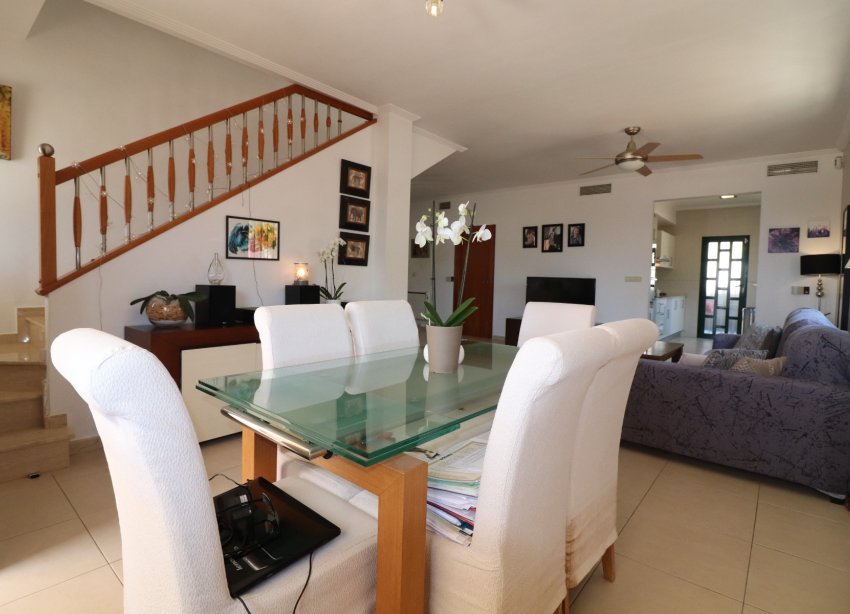 Reventa - Villa / Casa - Ciudad Quesada - La Fiesta