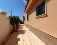 Reventa - Villa / Casa - Ciudad Quesada - La Fiesta