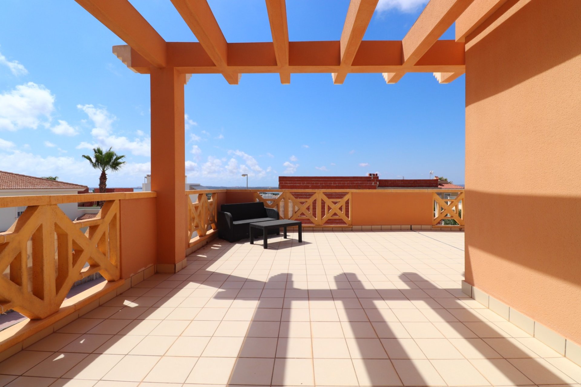 Reventa - Villa / Casa - Ciudad Quesada - La Fiesta