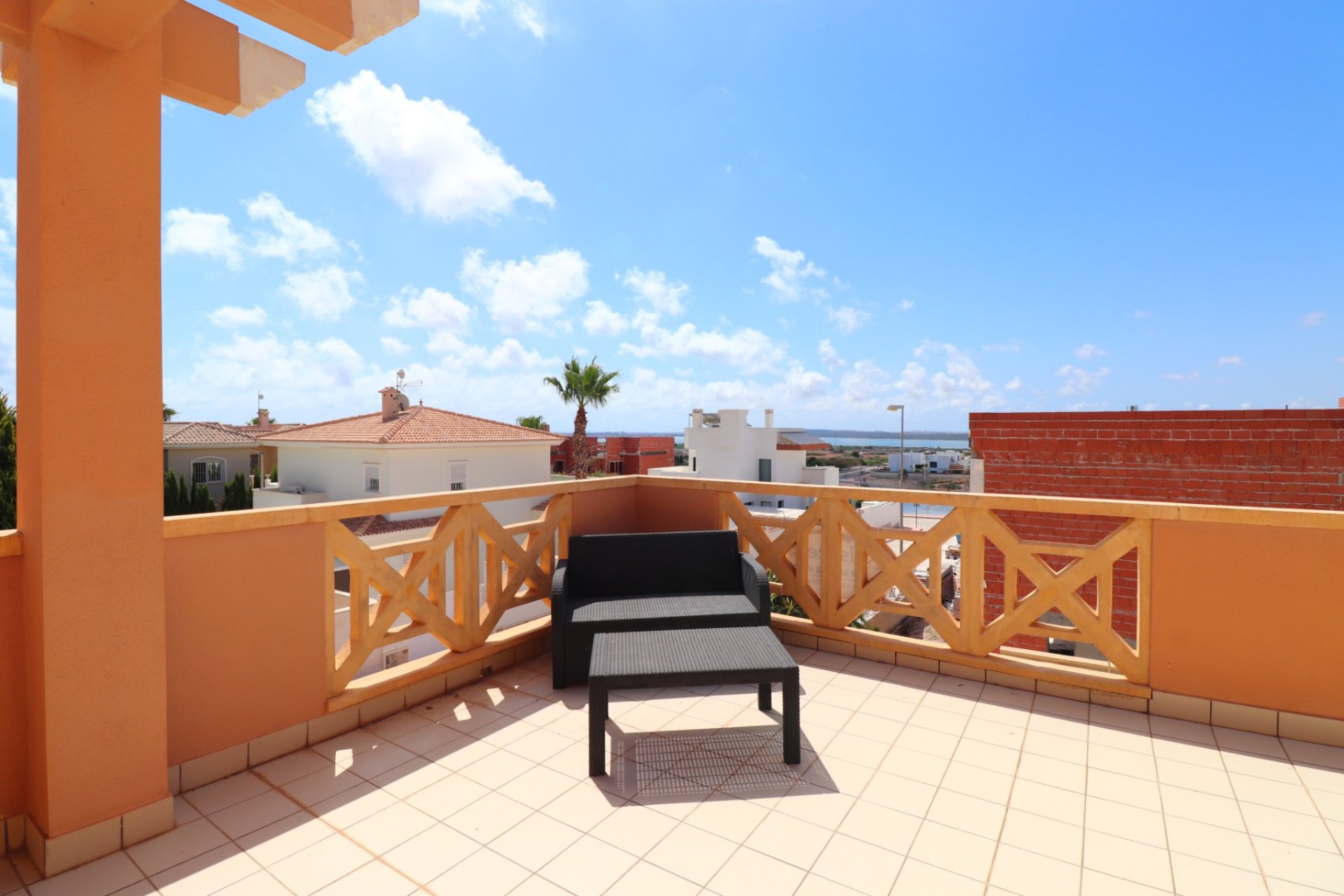 Reventa - Villa / Casa - Ciudad Quesada - La Fiesta