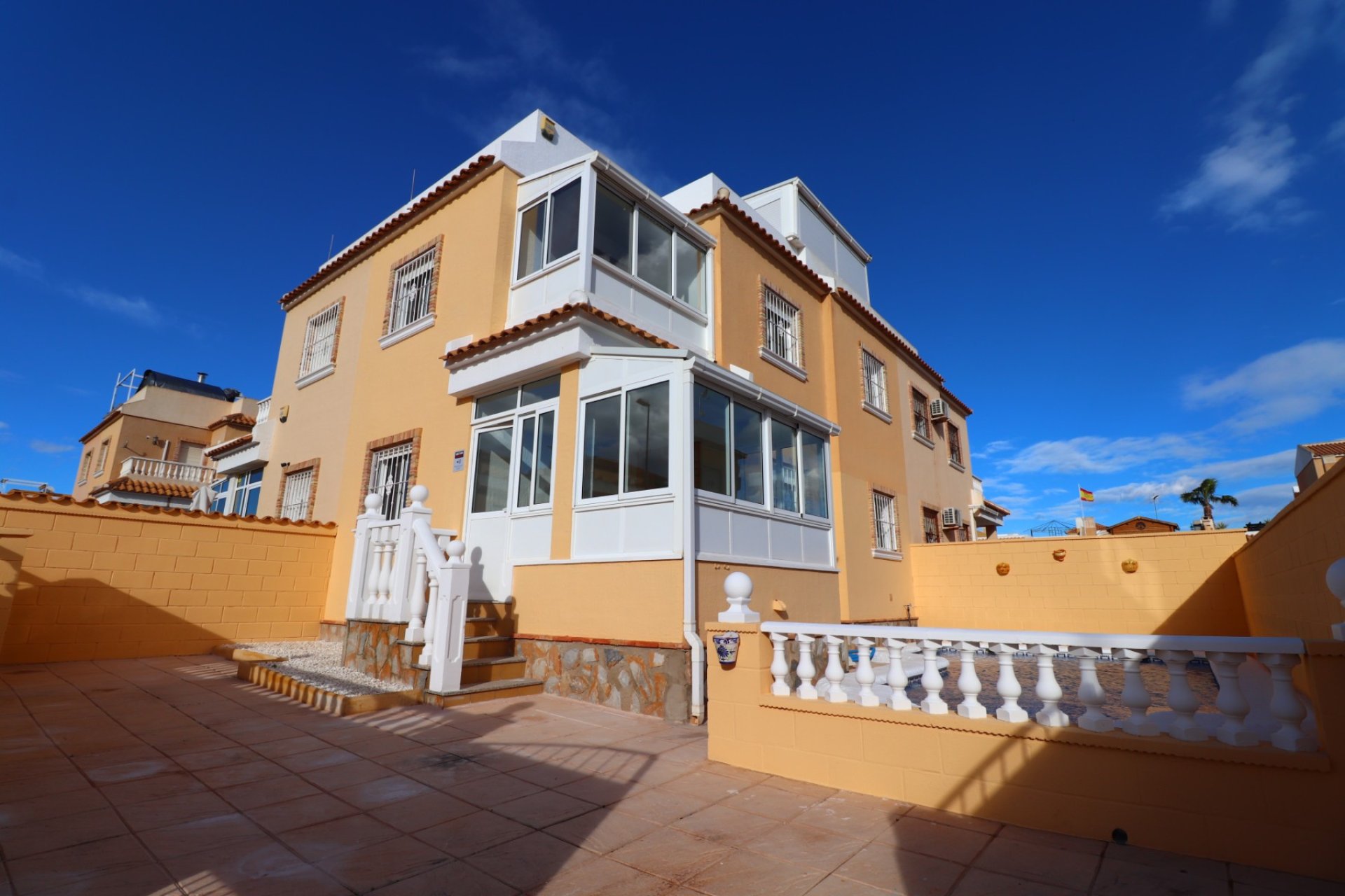 Reventa - Villa / Casa - Ciudad Quesada - Lo Marabú