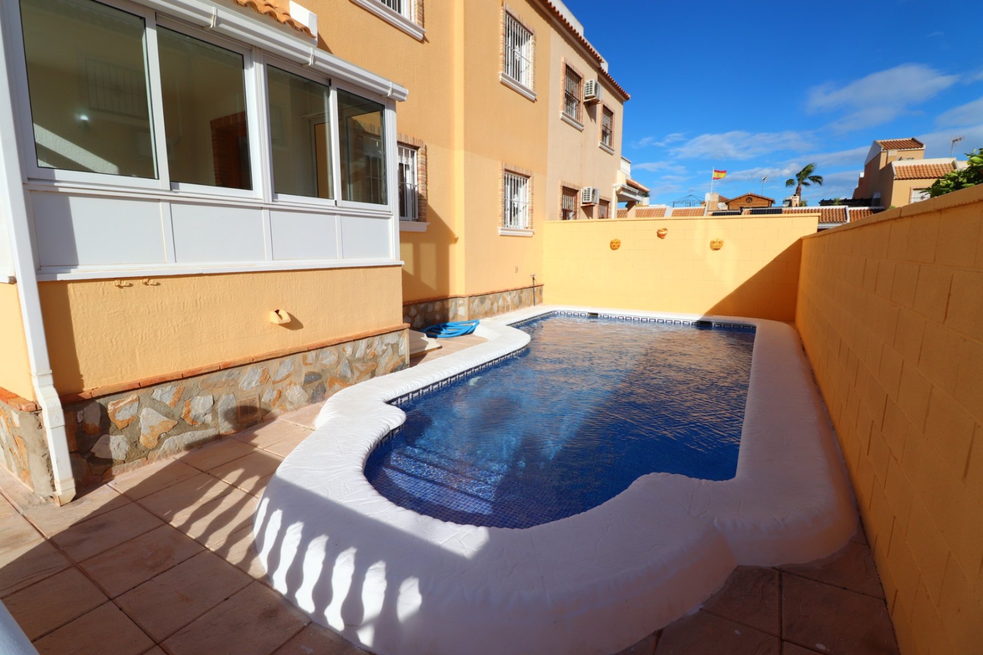 Reventa - Villa / Casa - Ciudad Quesada - Lo Marabú