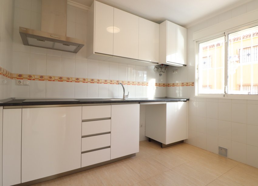 Reventa - Villa / Casa - Ciudad Quesada - Lo Marabú