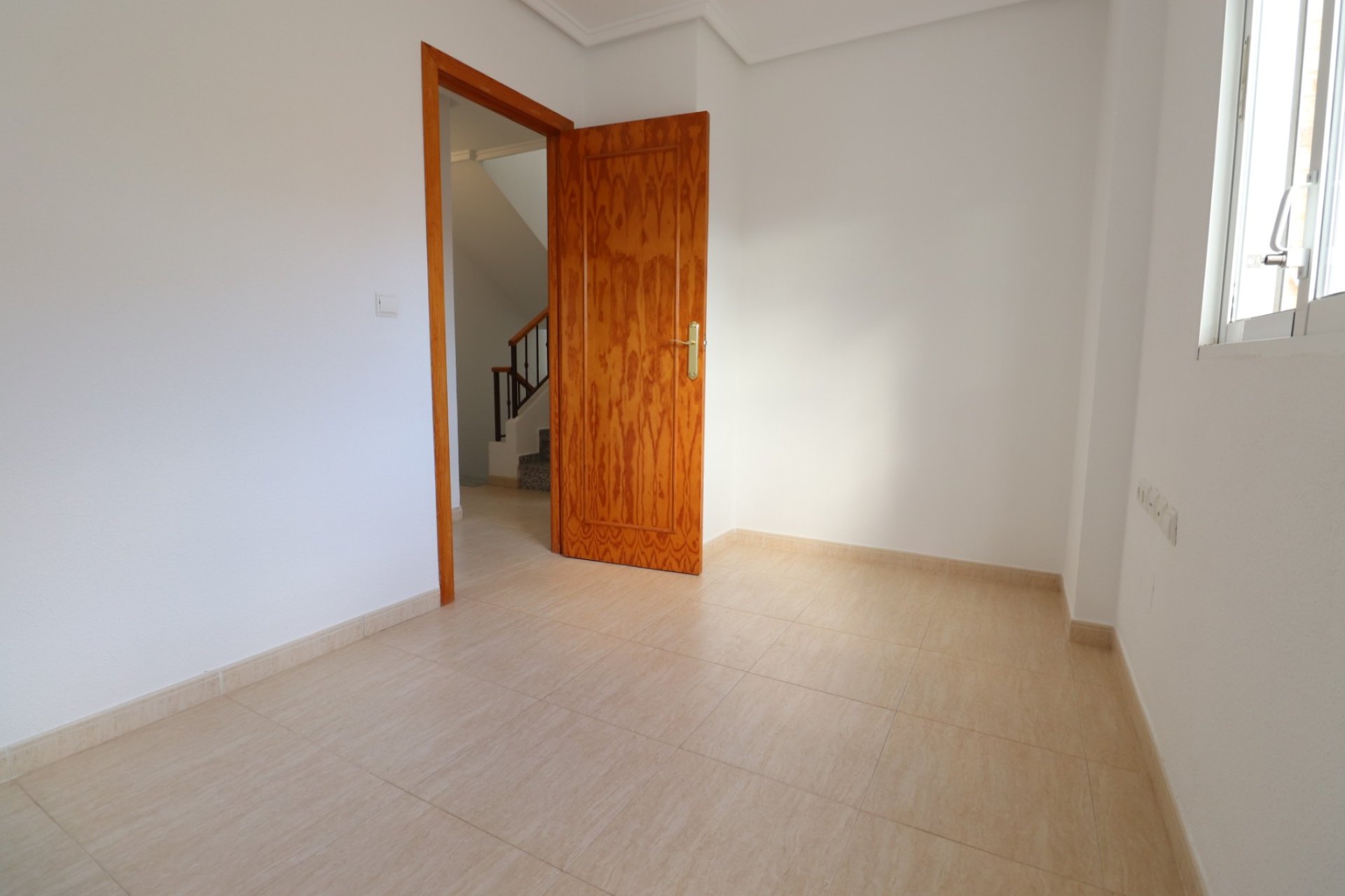 Reventa - Villa / Casa - Ciudad Quesada - Lo Marabú