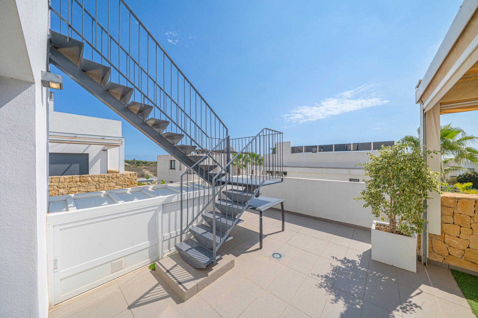 Reventa - Villa / Casa - Ciudad Quesada - Lo pepin