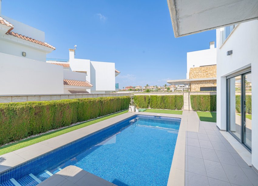 Reventa - Villa / Casa - Ciudad Quesada - Lo pepin
