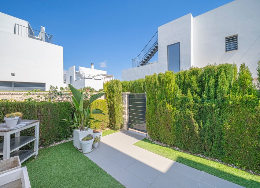 Reventa - Villa / Casa - Ciudad Quesada - Lo pepin