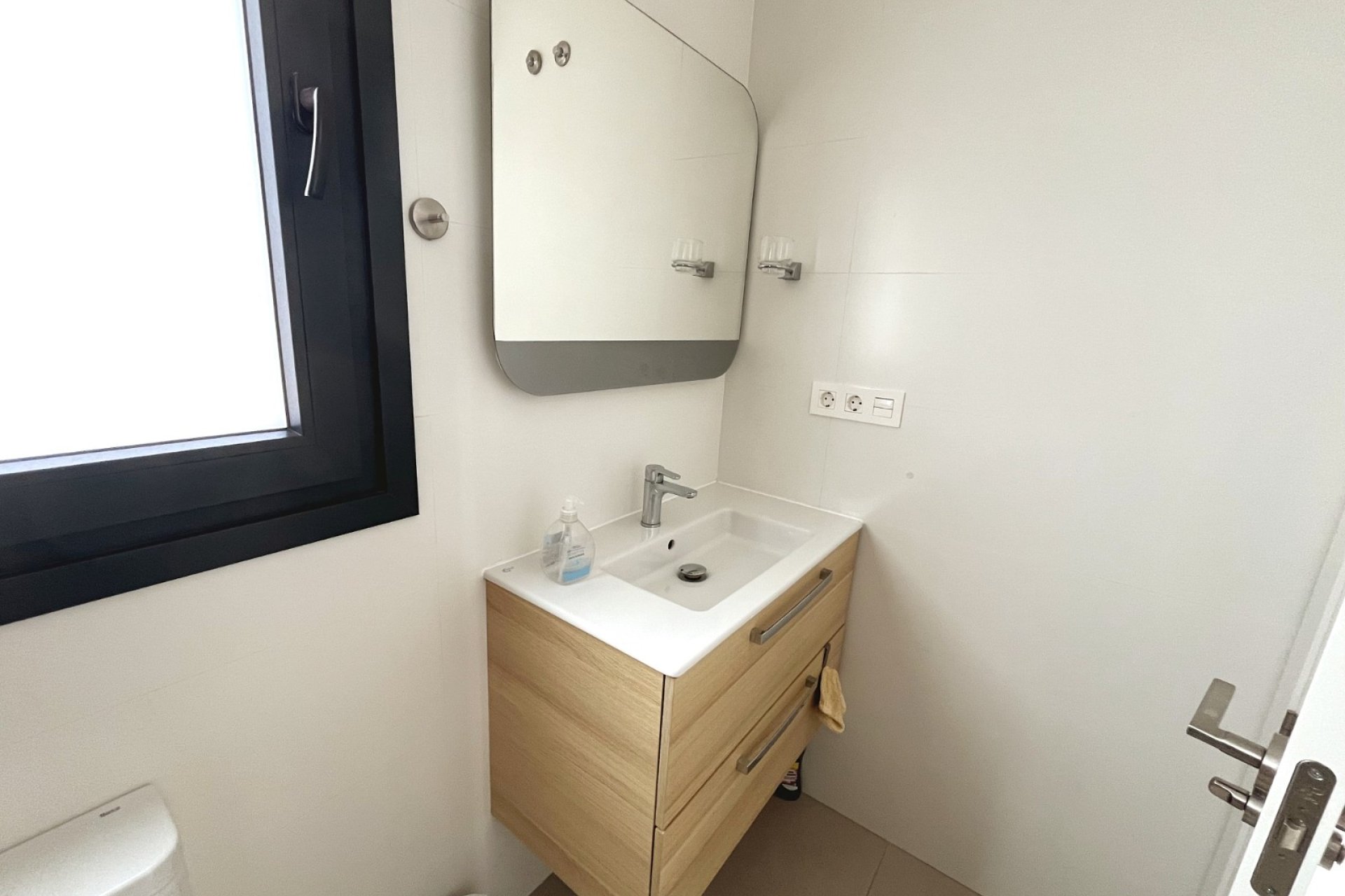 Reventa - Villa / Casa - Ciudad Quesada - Pueblo Bravo