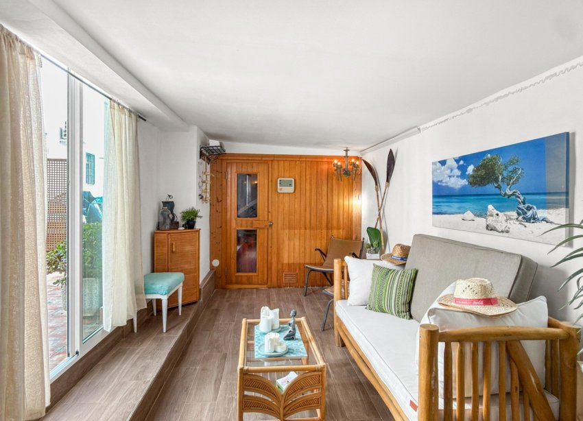 Reventa - Villa / Casa - Ciudad Quesada