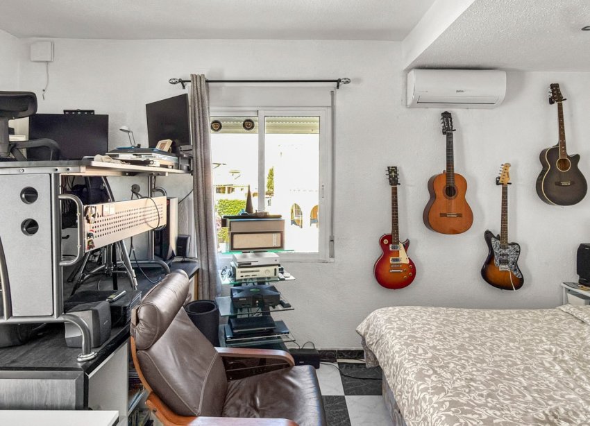 Reventa - Villa / Casa - Ciudad Quesada