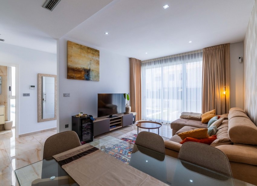 Reventa - Villa / Casa - Ciudad Quesada