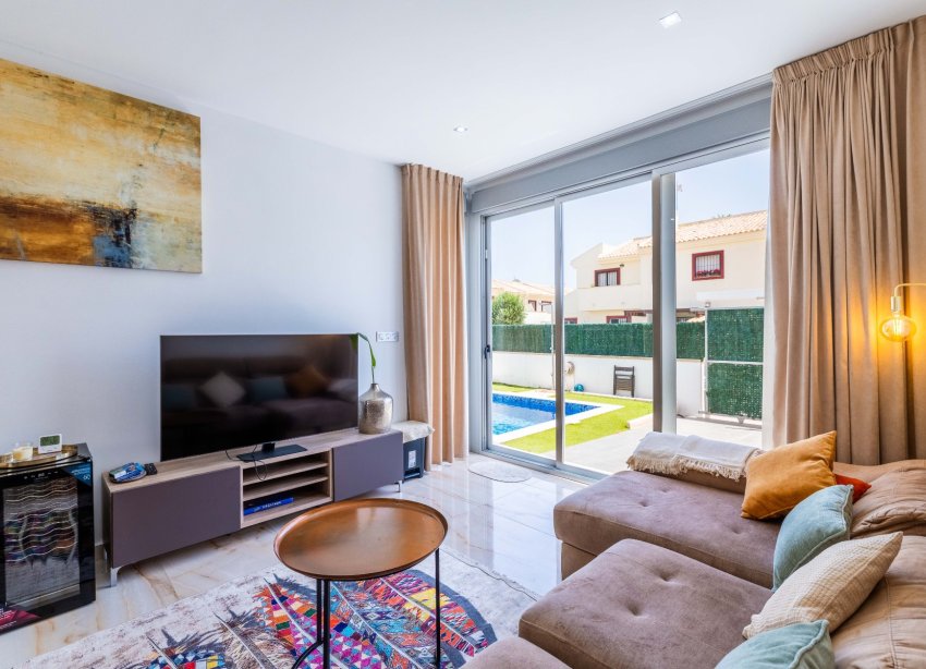 Reventa - Villa / Casa - Ciudad Quesada
