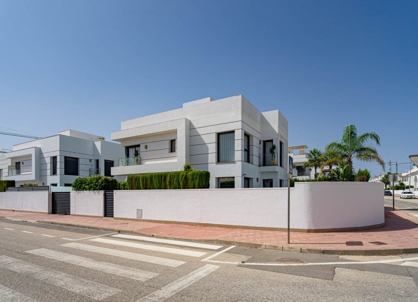 Reventa - Villa / Casa - Ciudad Quesada