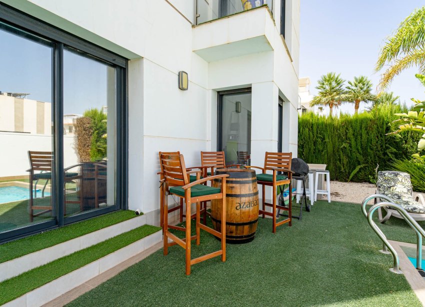 Reventa - Villa / Casa - Ciudad Quesada