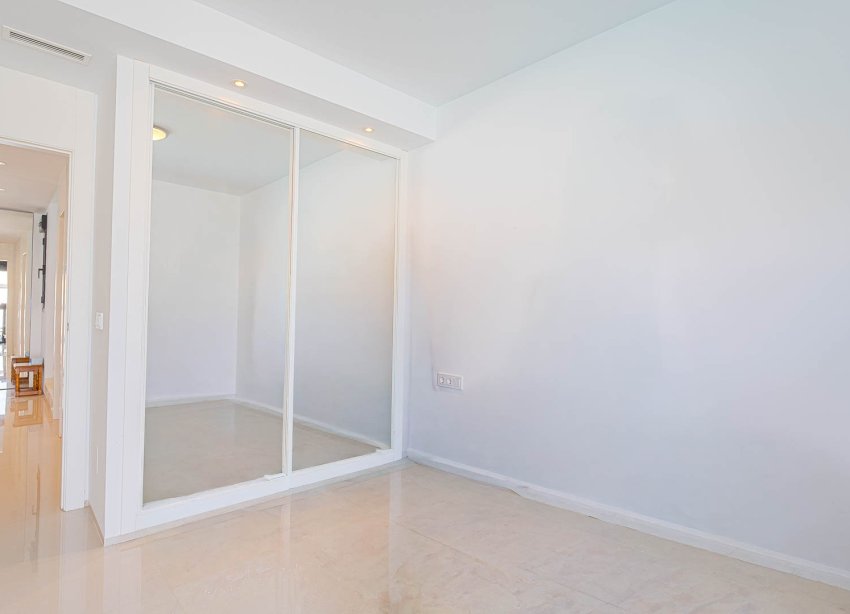 Reventa - Villa / Casa - Ciudad Quesada