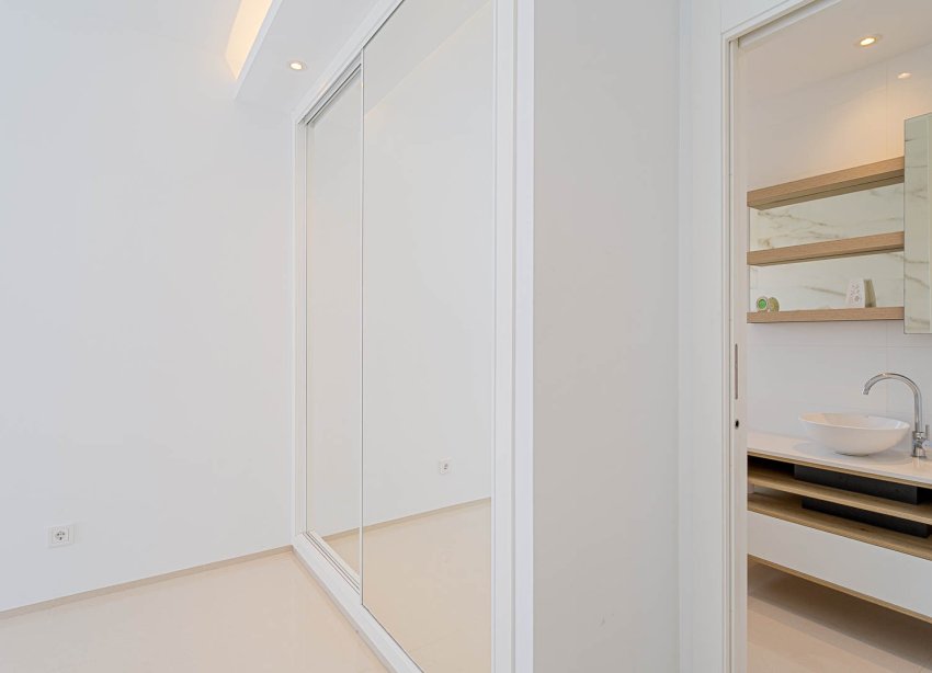 Reventa - Villa / Casa - Ciudad Quesada